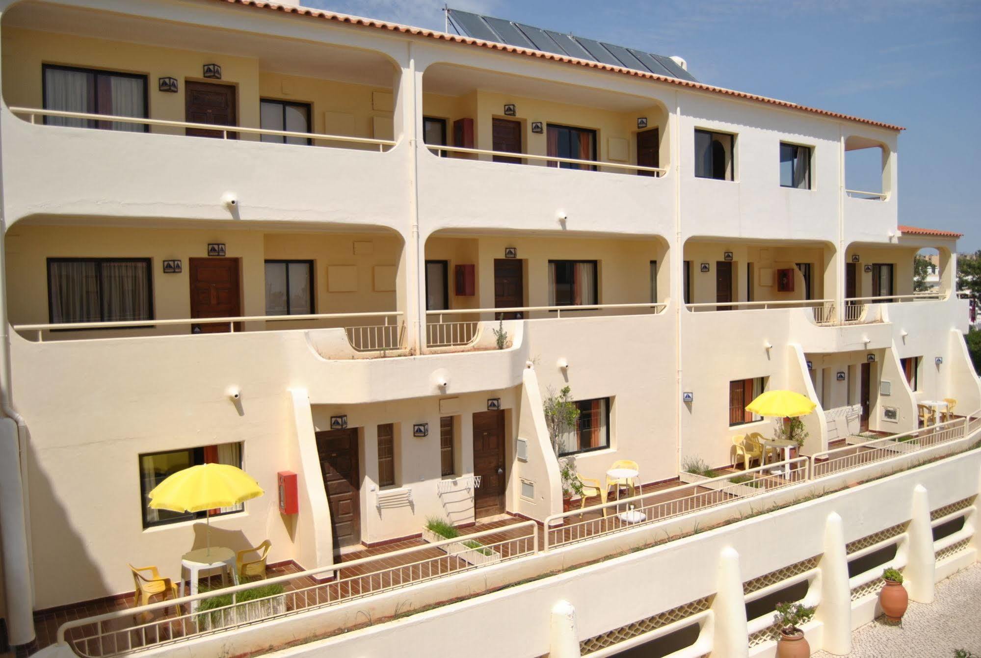 Apartamentos Olhos Do Mar Albufeira Exterior foto